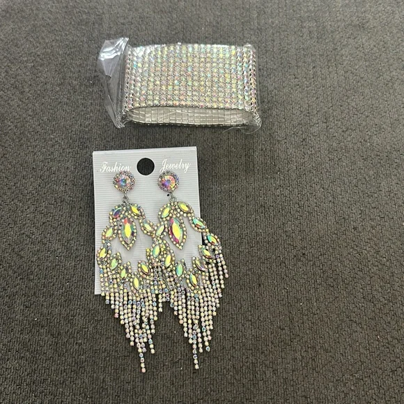 Iridescent Crystal Dangle Earrings with bracelet 
NWT - Picture 2 of 3